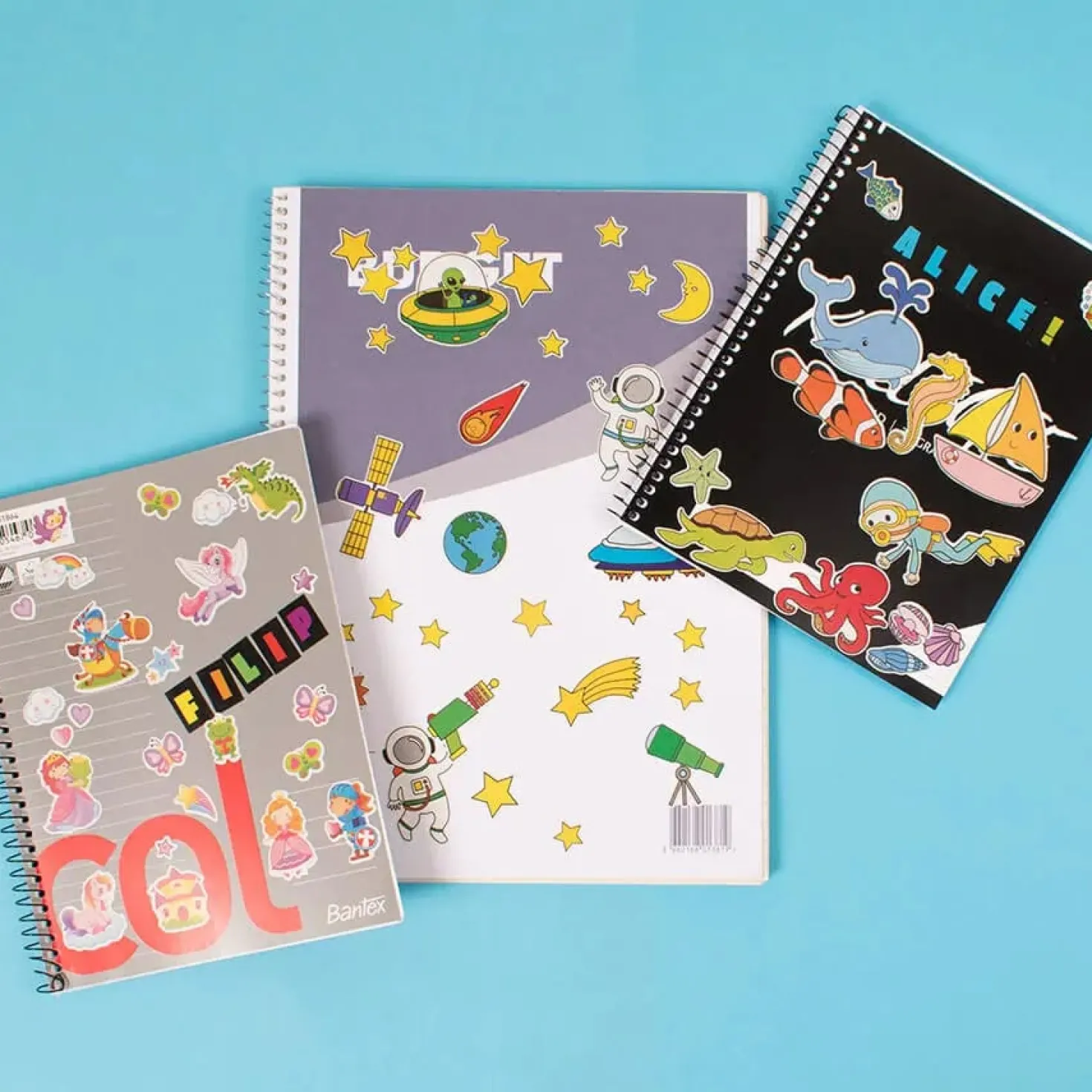 Bokstavsstickers Playbox, blandade färger, 6 ark