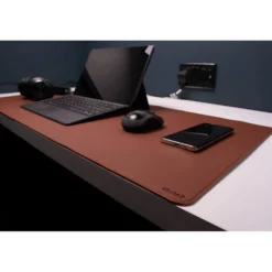 Skrivbordsmatta Desire2 Veganskt läder, brun, 900x450mm, 4mm